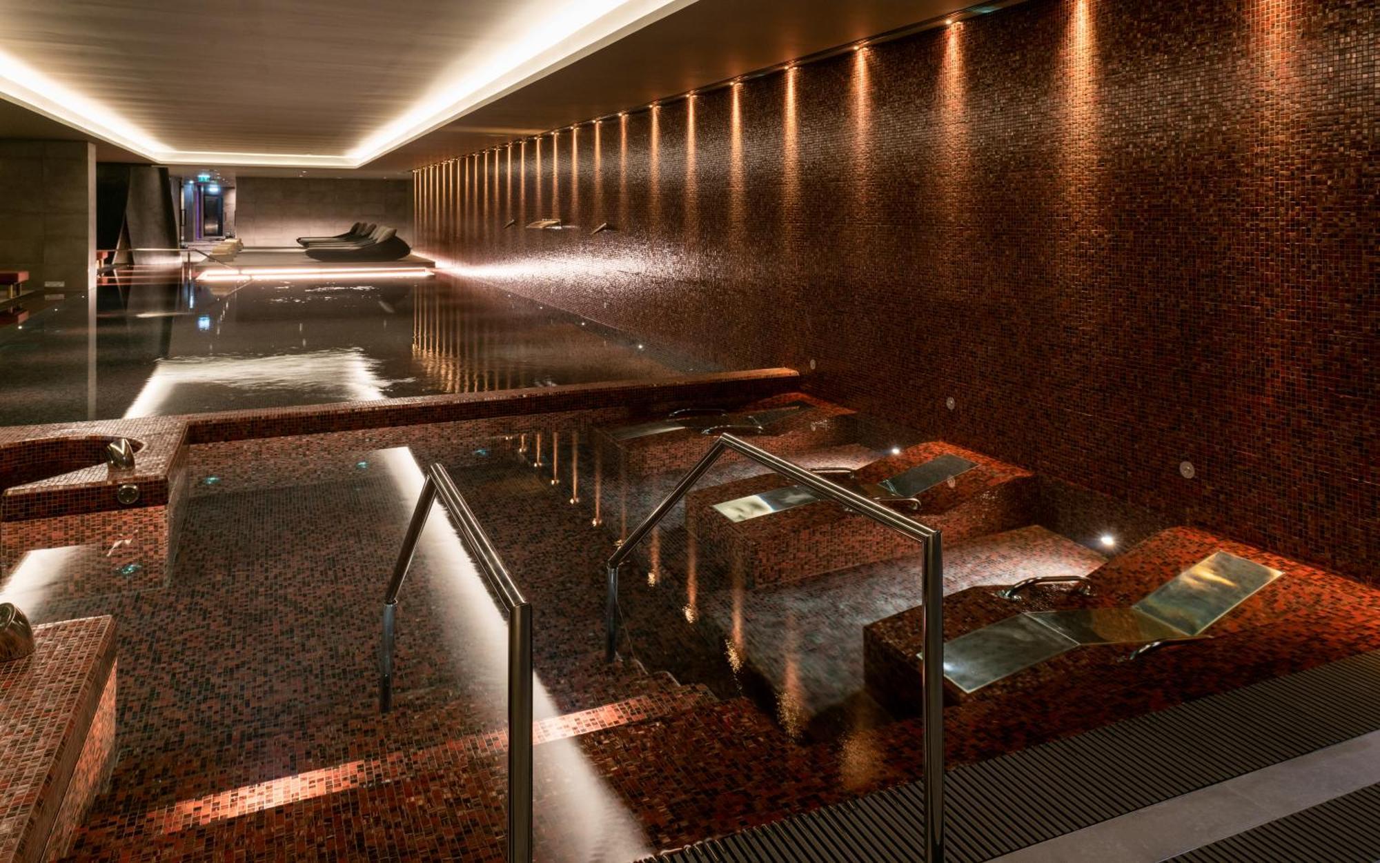 Hilton Porto Gaia Hotell Vila Nova de Gaia Eksteriør bilde The spa at The Landmark
